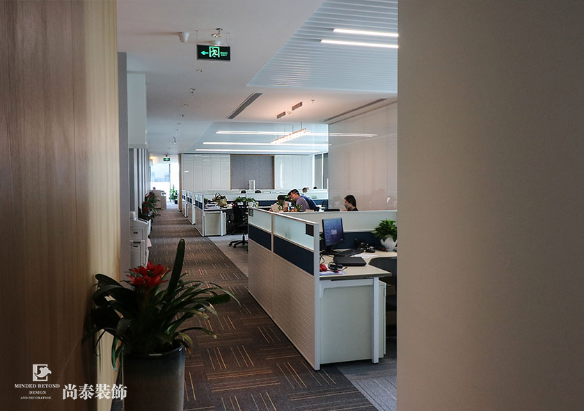 2000㎡現代簡約辦公室設計裝修 | 融創中國
