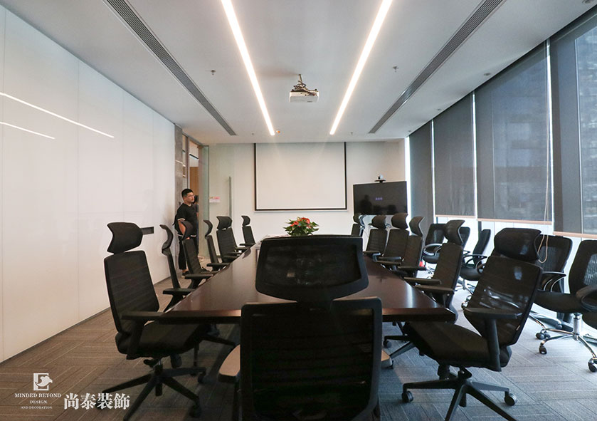 2000㎡現代簡約辦公室設計裝修 | 融創中國
