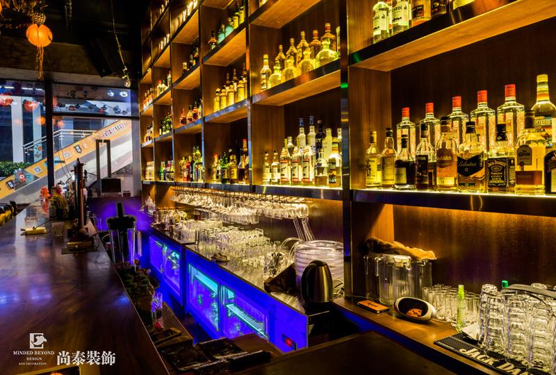 酒吧吧臺裝修實景圖 